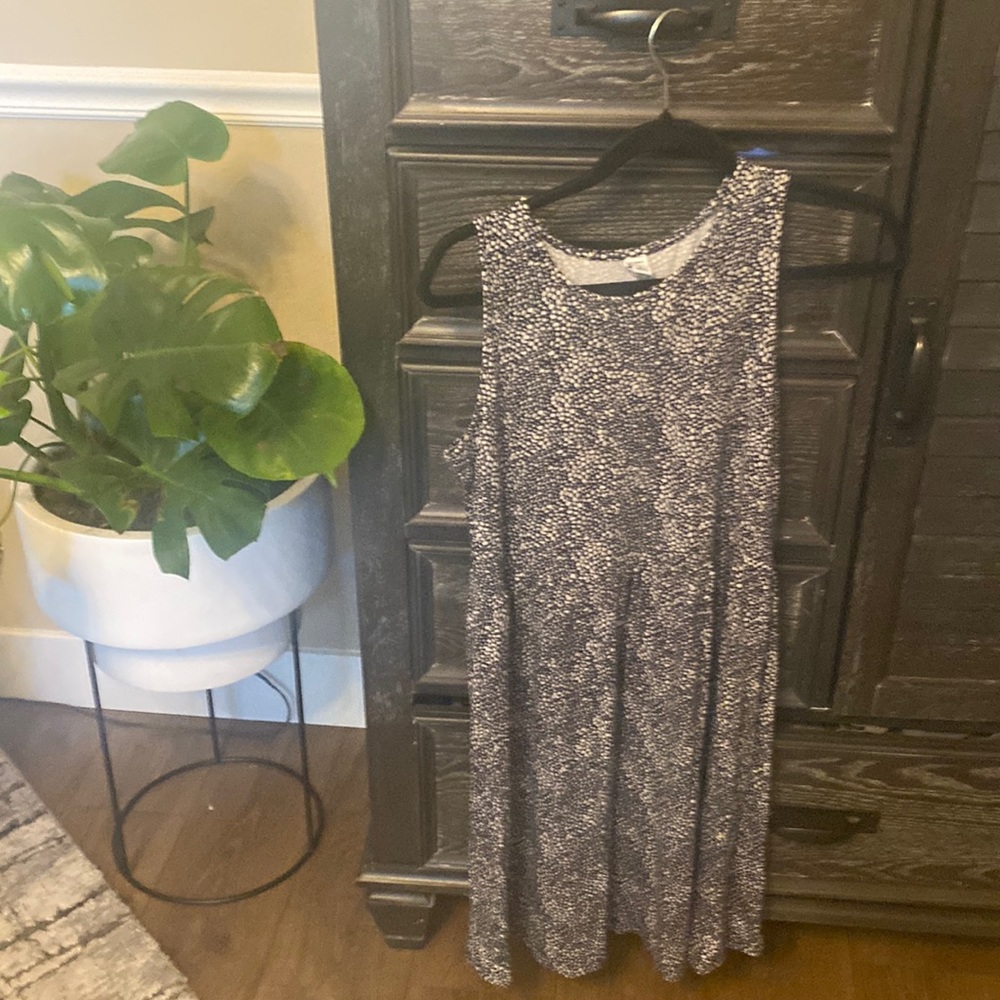 Old navy fit and flare dress. Size M